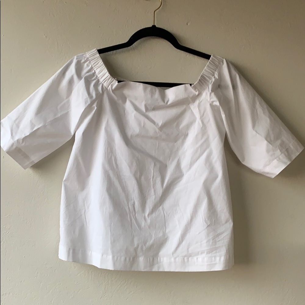 🌟Ann Taylor Short Sleeve Top